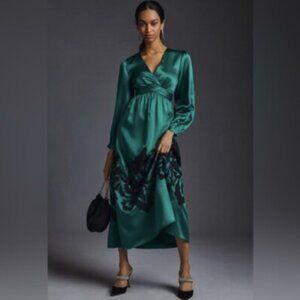 NWT Anthropologie x Nikasha Embroidered Satin Dress Size M Color Emerald